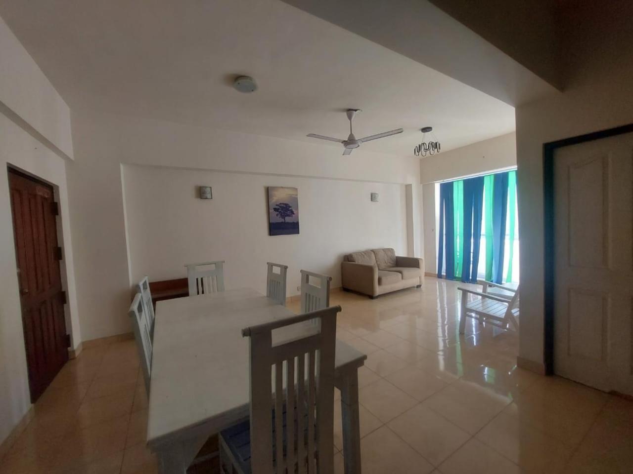 - Capital Park Apartment Colombo