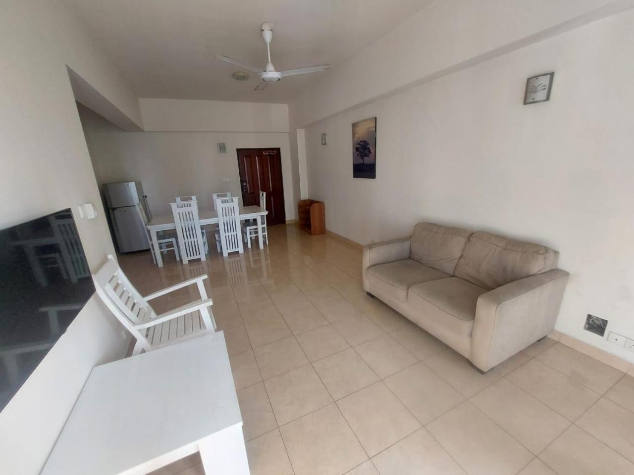 - Capital Park Apartment Colombo