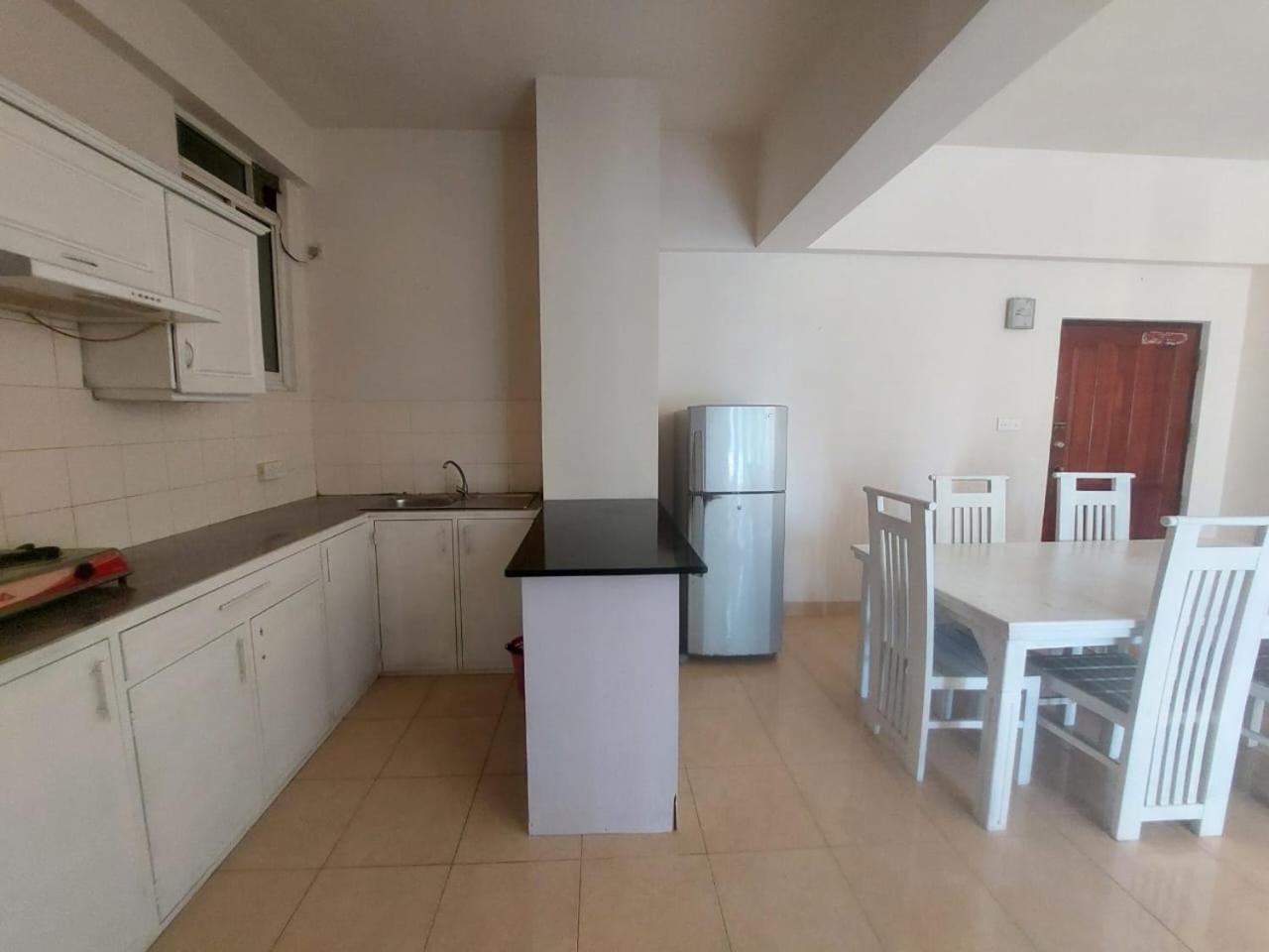 Apartment - Capital Park *